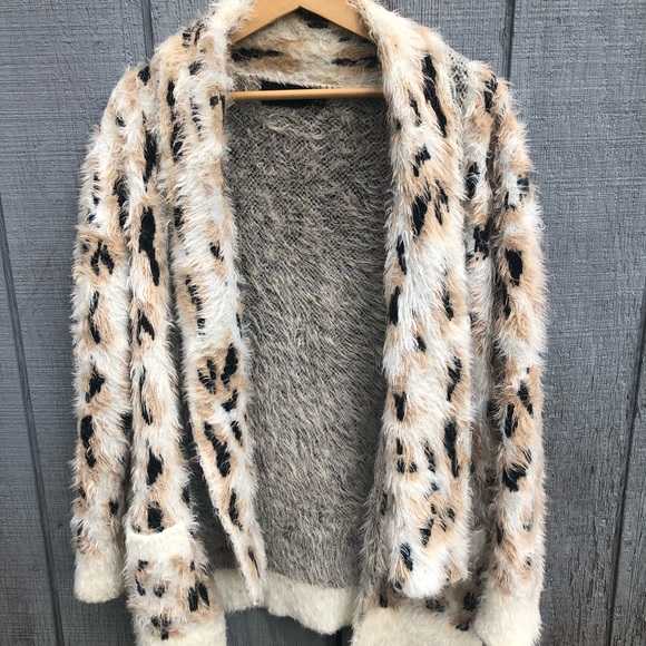 Minkpink leopard open cardigan sweater SALE! - Picture 2 of 6